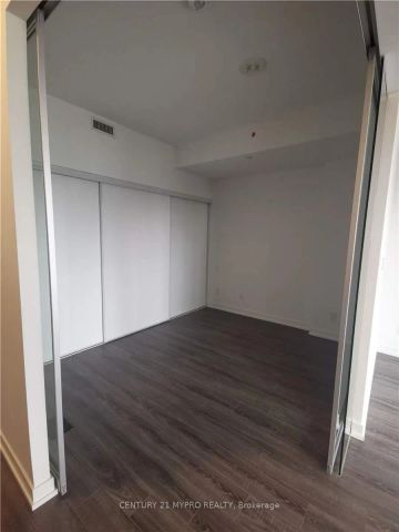 20 Edward Street #2320 - Photo 2