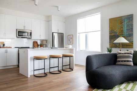 530 Pimiwidon Street, Ottawa, ON - Photo 4