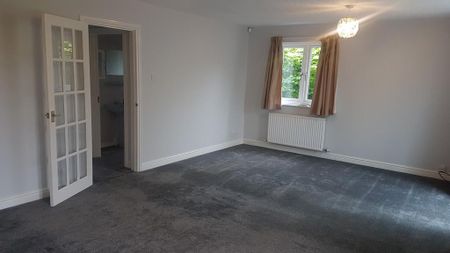 3 bedroom detached bungalow to rent - Photo 5