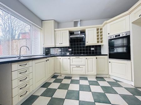 2 bedroom terraced house to rent - Photo 4