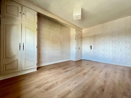 Location Appartement 4 pièces 99m² NANTES 44000 - Photo 5