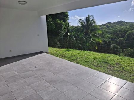 Location Appartement 88.9m² 4 pièces Fort de france - Photo 5
