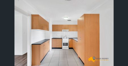 🏠 For Rent: Charming 3-Bedroom House in Lalor Park - Photo 5