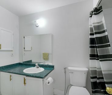 For Lease - 2 Sir Lou Drive Unit# 139, Brampton, Ontario - Photo 5