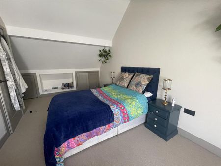 3 bedroom townhouse to rent - Photo 4