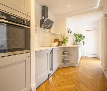 2 Bedroom Flat - Ground Floor - Photo 5