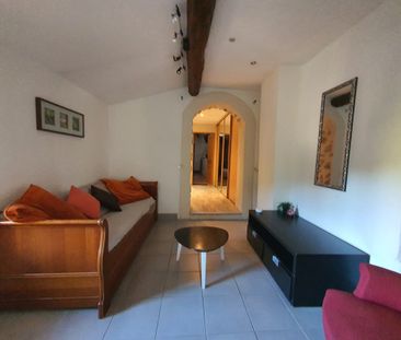 Location Appartement 3 pièces 62m² ROUSSET 13790 - Photo 1