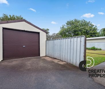 Characteristic Two Bedroom Home In New Lambton - Photo 5