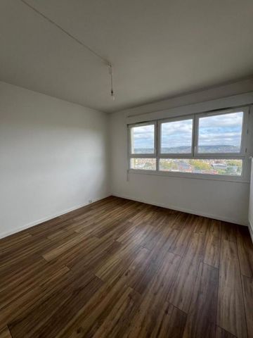 Location Appartement 3 pièces 60m² ST ETIENNE DU ROUVRAY 76800 - Photo 3