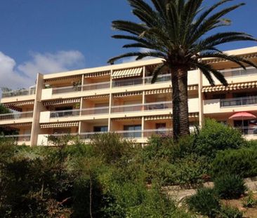 Location studio Antibes Bréguières dans résidence de standing avec ... - Photo 1