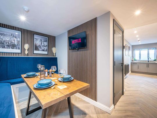 Belle Vue Road Room 5 - Photo 1