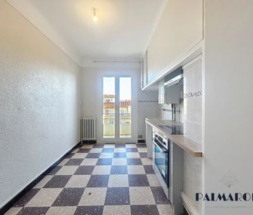 Location Appartement 4 pièces 83m² PERPIGNAN 66100 - Photo 2