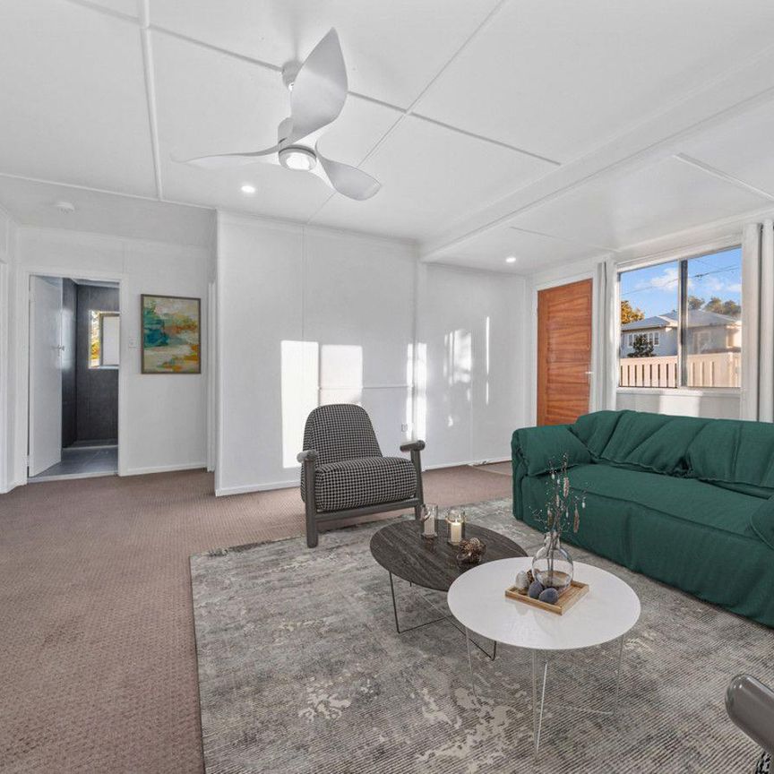 8 ROBERTS STREET, North Ipswich QLD 4305 - House For Rent | Domain - Photo 1