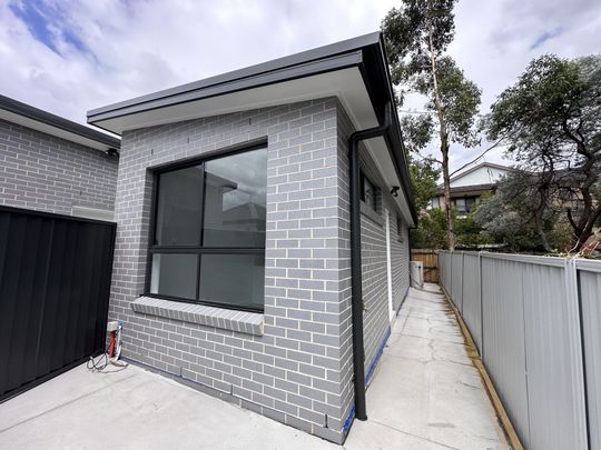 Brand New Granny Flat In The Heart Of Guildford! - Photo 1