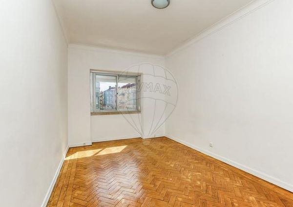 Apartamento T2 em Lisboa