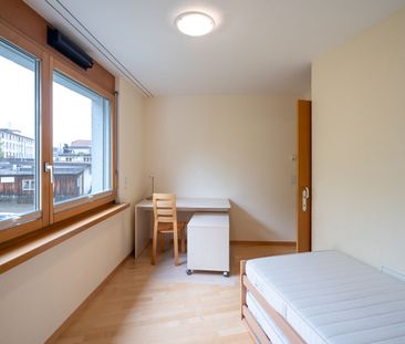 APPARTEMENT 31/2 PIÈCES À OBERRIEDEN (ZH), MEUBLÉ - Photo 1