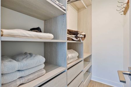 For Lease - 1 Scott Street Unit# 2407, Toronto, Ontario - Photo 5