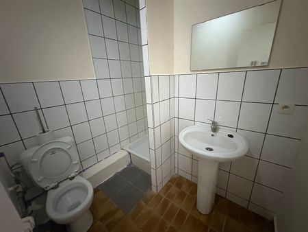 Appartement te huur - foto 3