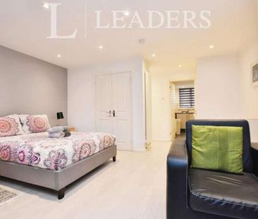 Plaw Hatch Close, Bishops Stortford, CM23 - Photo 5