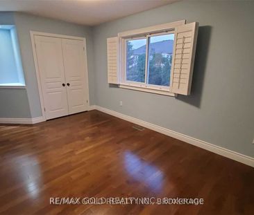 For Lease - 79 Surrey Drive, Hamilton, Ontario - Photo 5