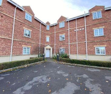 2 bedroom Flat To Let - Photo 2