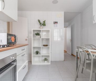 Great room with balcony in La Latina - Photo 6