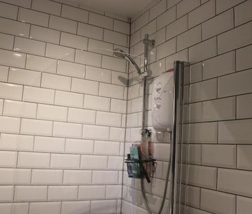 2 bedroom maisonette to rent - Photo 6