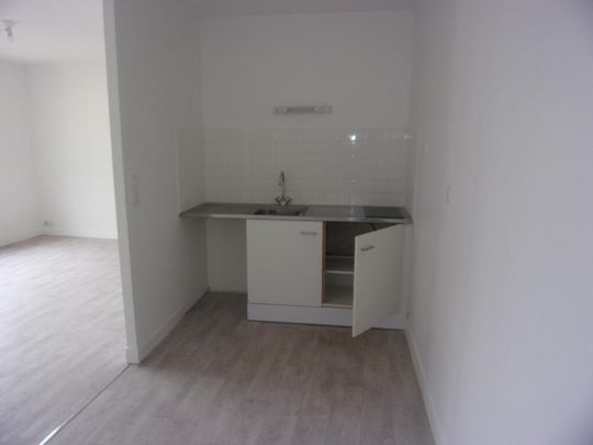 Location Appartement 1 pièce 43m² VERNON 27200 - Photo 1