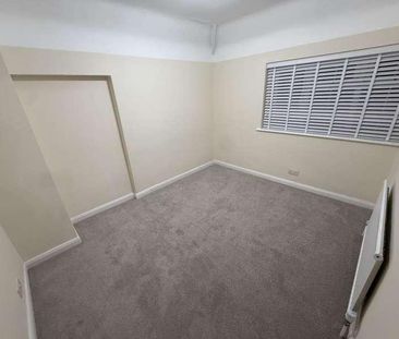 West Reading, Berkshire, RG30 - Photo 6