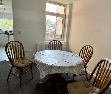 Grosvenor Street, Pendlebury, M27 - Photo 5