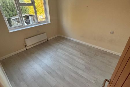 Ashlee Walk - Photo 5