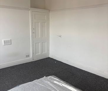 Room in a Shared House, East Park Road, LE5 - Photo 1
