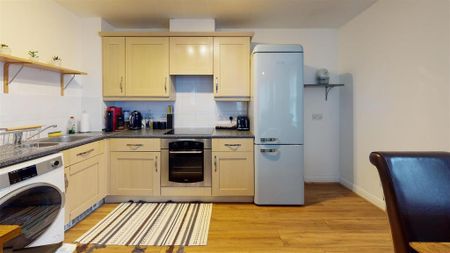 1 bedroom flat to rent - Photo 5