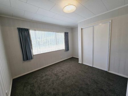 City Centre - 3 Bedrooms. - Photo 3