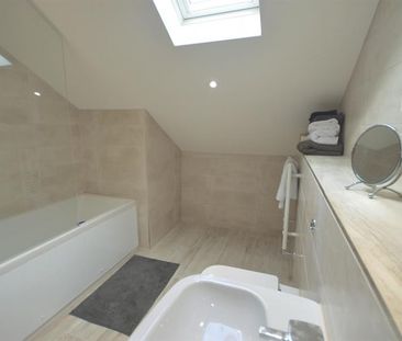 2 Bedroom Apartment To Let - Photo 6