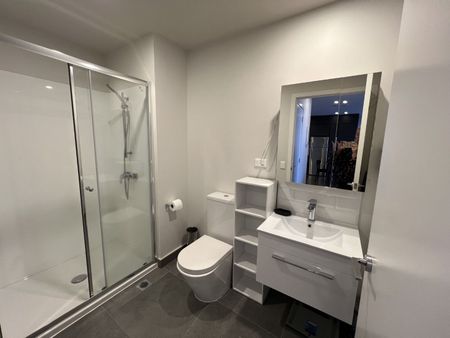 One Bedroom Comfort in the Heart of Hobsonville Point - Photo 2