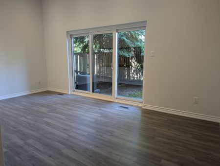 For Lease - 32 Burnt Meadoway N/A, Toronto, Ontario - Photo 2