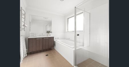 Contemporary Design Meets Family Functionality - Photo 4