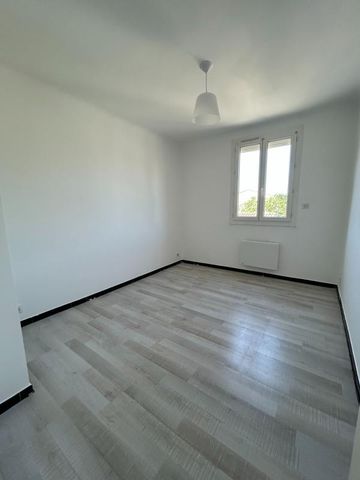 Location Appartement 3 pièces 59m² AVIGNON 84000 - Photo 2