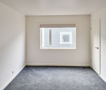 Fully renovated house with amazing views - Photo 4