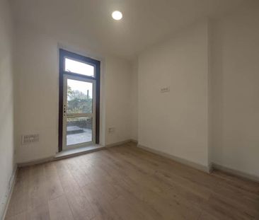 1 Bed Flat, Camden Road, NW1 - Photo 3