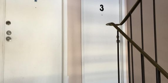 Beau grand 4 1/2 près de tous les services - Photo 2