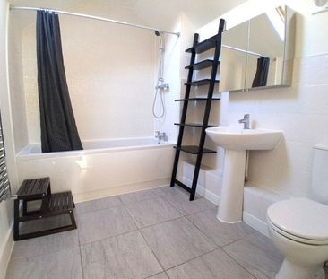 Colville Road, Cambridge £1,850 pcm ⓘ The monthly or weekly payment... - Photo 3