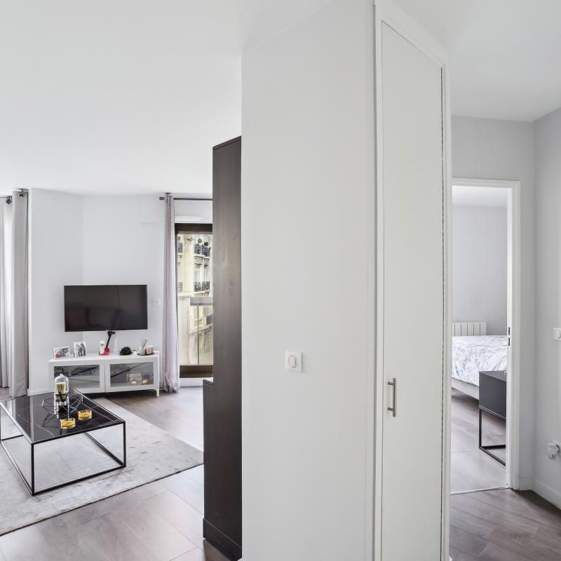 Location Appartement 2 pièces Meublé 51m² PARIS 17ème - Photo 1