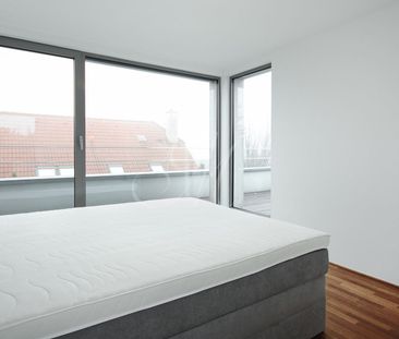 METROPOLITAN │Nadštandardný 5i RD na prenájom v Bratislave - Photo 1