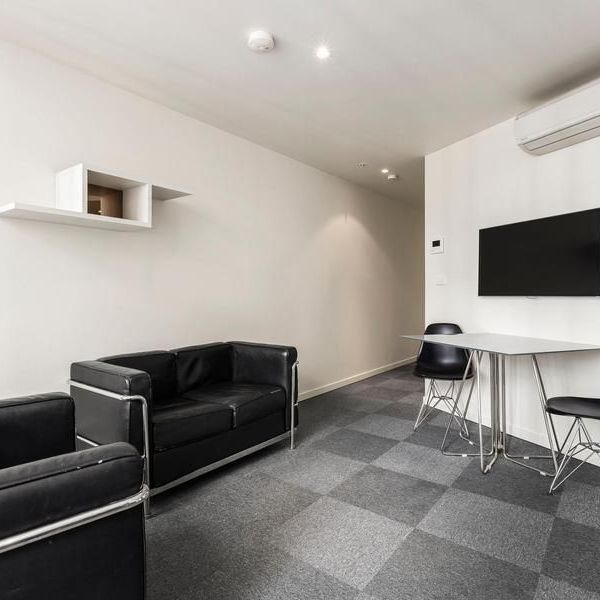 Furnished 1-Bedroom in Melbourne CBD - Photo 1