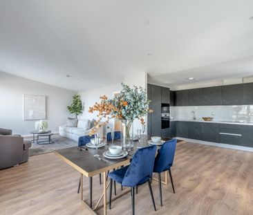 3 bedroom penthouse to rent - Photo 2