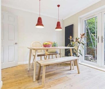 Chichester Close, Hove, BN3 - Photo 3