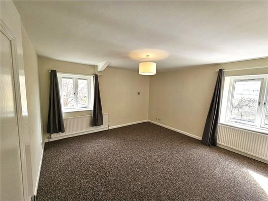 3 bedroom apartment to rent - Photo 1