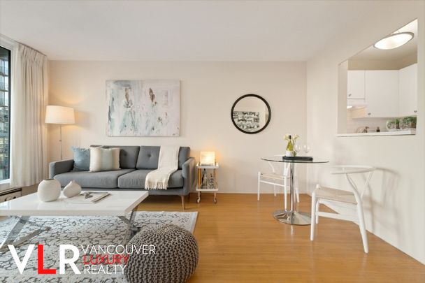 Condo in Downtown Vancouver, BC - Photo 1